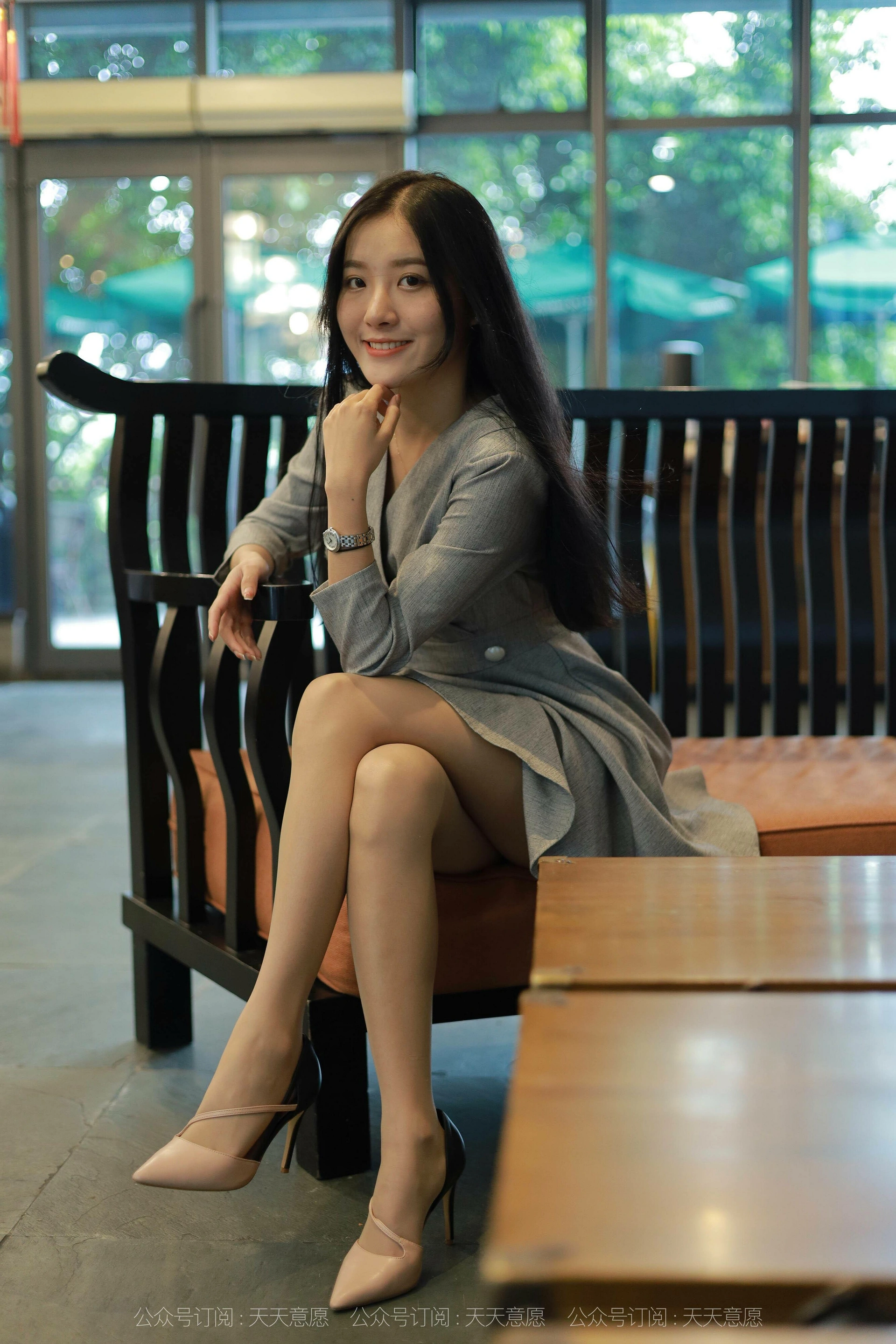 [IESS异思趣向]2021.11.13 丝享家973:婉苹《美女配咖啡》 1